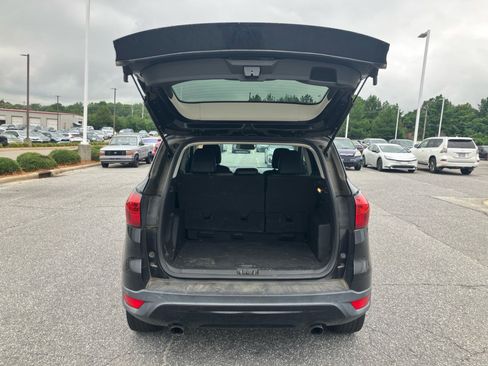 Used 2019 Ford Escape SE FWD image 19