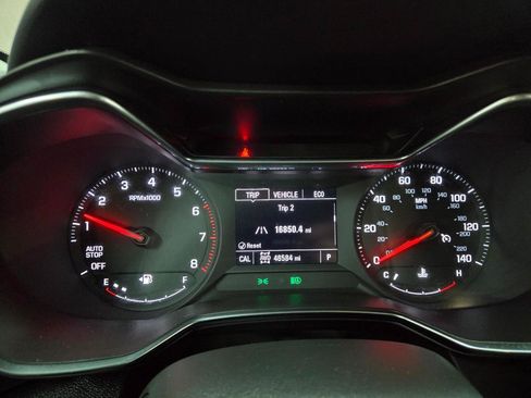 Used 2021 Chevrolet TrailBlazer LT w/ Convenience Package AWD/4WD image 24