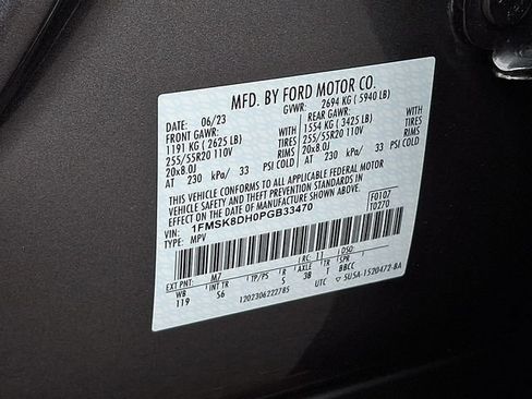 Certified 2023 Ford Explorer XLT w/ Equipment Group 202A AWD/4WD image 28