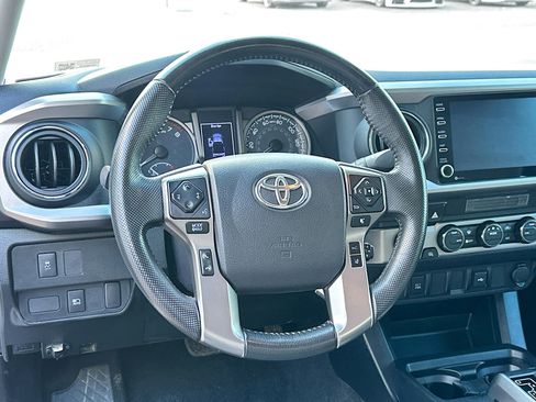Used 2021 Toyota Tacoma SR5 image 17
