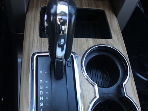 Used 2011 Ford F150 Lariat w/ Lariat Chrome Pkg image 19