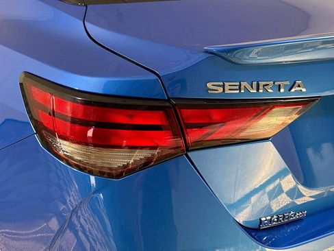 Used 2025 Nissan Sentra SR image 36