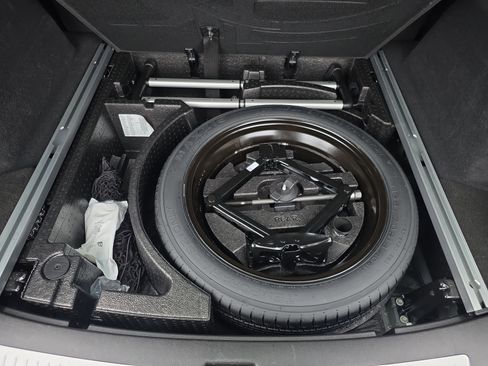 Used 2025 Cadillac XT5 Premium Luxury image 41