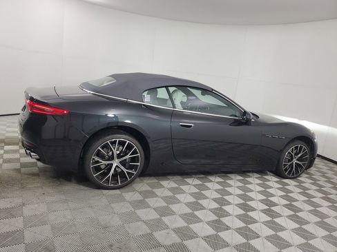 Used 2025 Maserati GranCabrio Modena AWD/4WD image 13