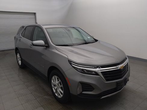 Used 2024 Chevrolet Equinox LT w/ Driver Convenience Package AWD/4WD image 13