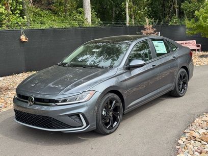 New 2025 Volkswagen Jetta SE