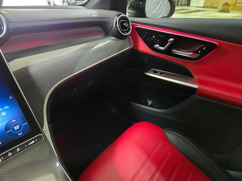 Used 2025 Mercedes-Benz GLC 43 AMG 4MATIC image 29