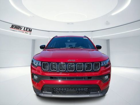 New 2026 Jeep Compass Latitude w/ Sun and Sound Group AWD/4WD image 7