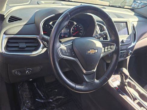 Used 2022 Chevrolet Equinox LT image 20