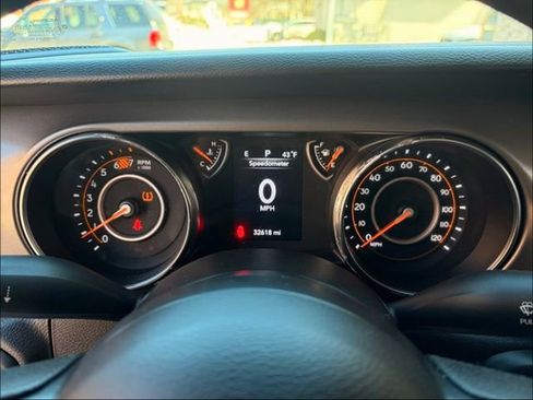 Used 2023 Jeep Wrangler Unlimited Sport AWD/4WD image 19