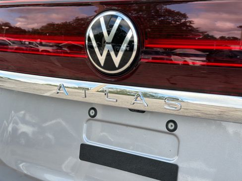 New 2026 Volkswagen Atlas SEL AWD/4WD image 11