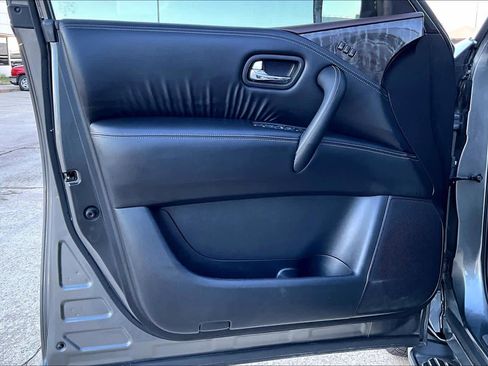Used 2022 Nissan Armada Platinum w/ Captain's Chairs Package image 24