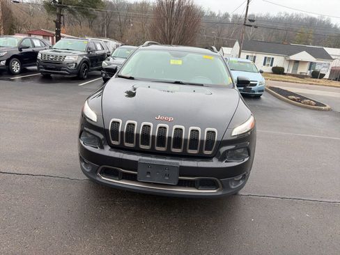 Used 2016 Jeep Cherokee 75th Anniversary image 8
