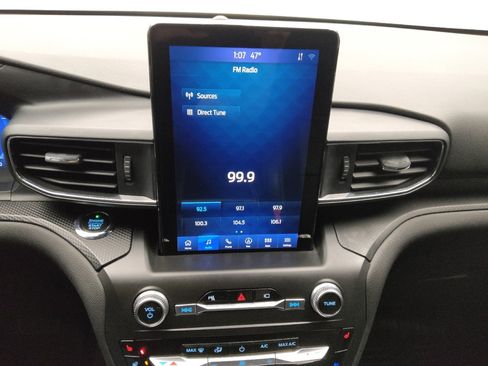 Used 2020 Ford Explorer ST w/ Premium Technology Package image 25