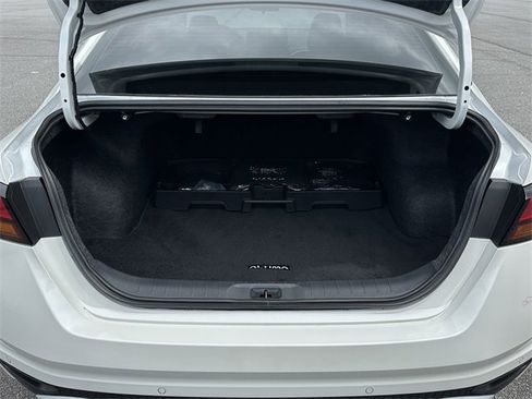 New 2025 Nissan Altima 2.5 SV w/ SV Premium Package image 13