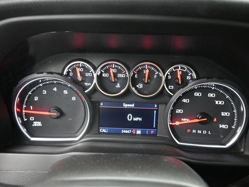 Used 2022 Chevrolet Silverado 1500 LT Trail Boss w/ Safety Package AWD/4WD image 12