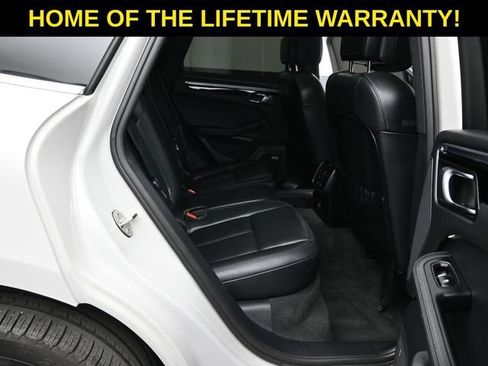 Used 2023 Porsche Macan S AWD/4WD image 44