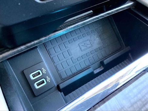 Used 2019 Ford Expedition Limited image 33