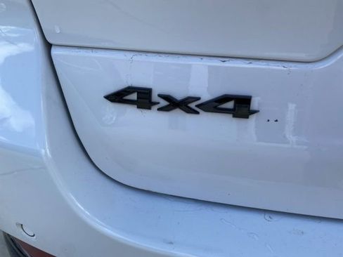 Used 2024 Jeep Grand Cherokee Altitude image 5