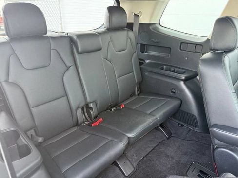 Used 2024 Kia Telluride EX w/ EX Captain's Chair Package AWD/4WD image 14