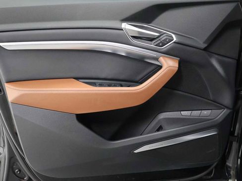 Used 2023 Audi e-tron Chronos w/ Chronos Package AWD/4WD image 16