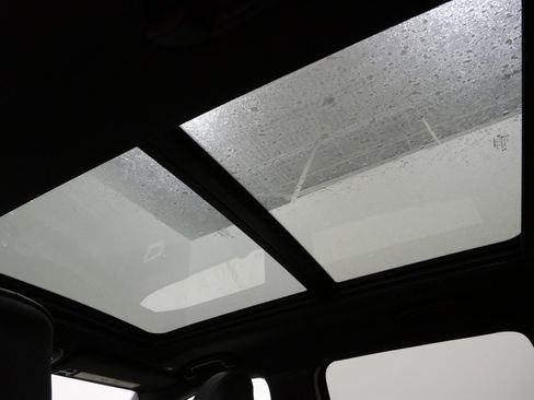 New 2026 Jeep Compass Latitude w/ Sun and Sound Group image 4