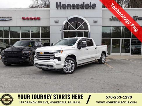 Used 2024 Chevrolet Silverado 1500 High Country w/ Technology Package AWD/4WD image 1