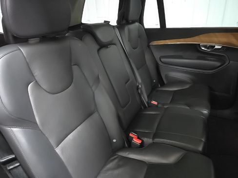 Used 2023 Volvo XC90 T8 Plus w/ Protection Package AWD/4WD image 19