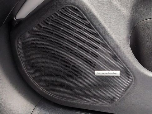 Used 2019 Subaru Outback 3.6R Limited image 33