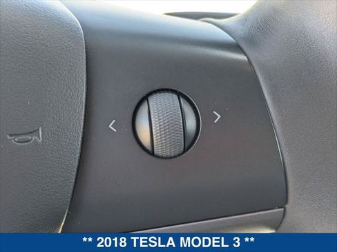 Used 2018 Tesla Model 3 Long Range RWD image 15