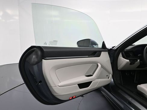 Certified 2025 Porsche 911 GT3 image 14