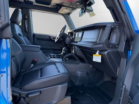 New 2025 Ford Bronco Badlands image 14