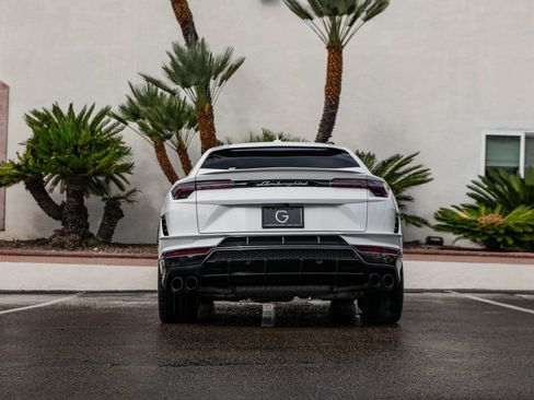 Used 2024 Lamborghini Urus S image 4