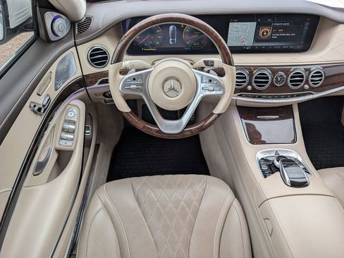Certified 2018 Mercedes-Benz S 560 4MATIC Sedan image 26