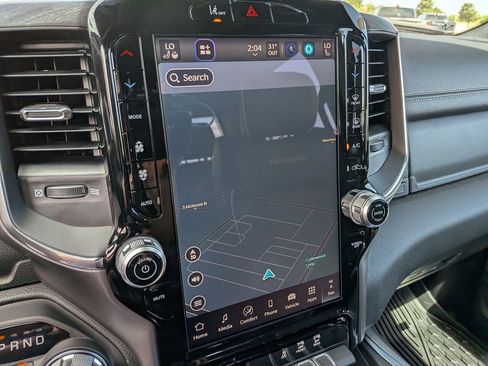 New 2026 RAM 1500 Laramie AWD/4WD image 21