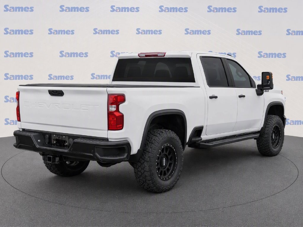 Used 2024 Chevrolet Silverado 2500 Custom w/ Custom Value Package AWD/4WD image 3