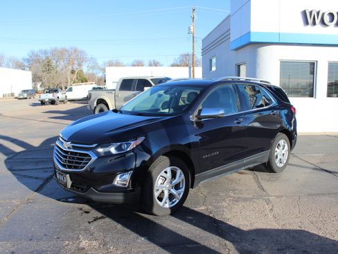 Used 2020 Chevrolet Equinox Premier image 1