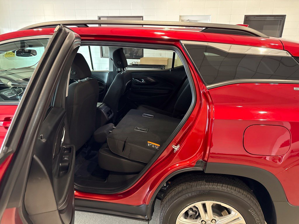 Used 2024 GMC Terrain SLE w/ Driver Convenience Package AWD/4WD image 22