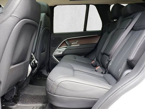 Used 2023 Land Rover Range Rover SE AWD/4WD image 25