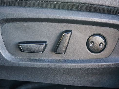 Used 2024 Nissan Pathfinder SL image 20