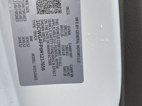 Used 2024 Chevrolet Express 2500 w/ Driver Convenience Package image 34