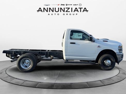 New 2026 RAM 3500 Tradesman w/ Chrome Appearance Group A AWD/4WD image 6