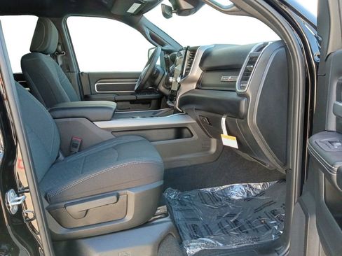 New 2026 RAM 2500 Big Horn AWD/4WD image 24