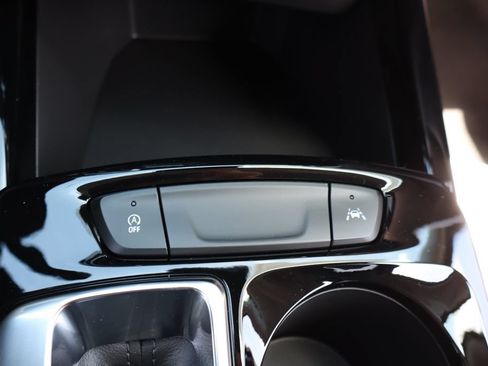 New 2026 Chevrolet Trax LT w/ LT Convenience Package FWD image 10