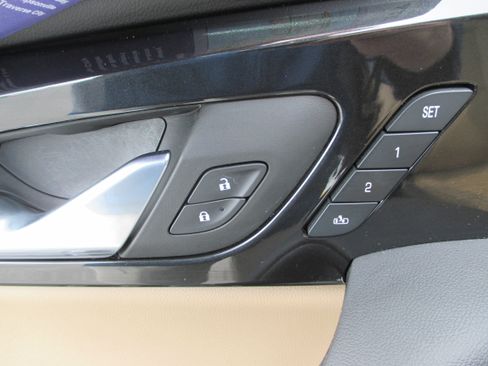 Used 2023 Chevrolet Blazer Premier w/ Enhanced Convenience Package AWD/4WD image 15