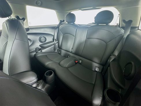 Certified 2023 MINI Cooper 2-Door Hardtop image 23