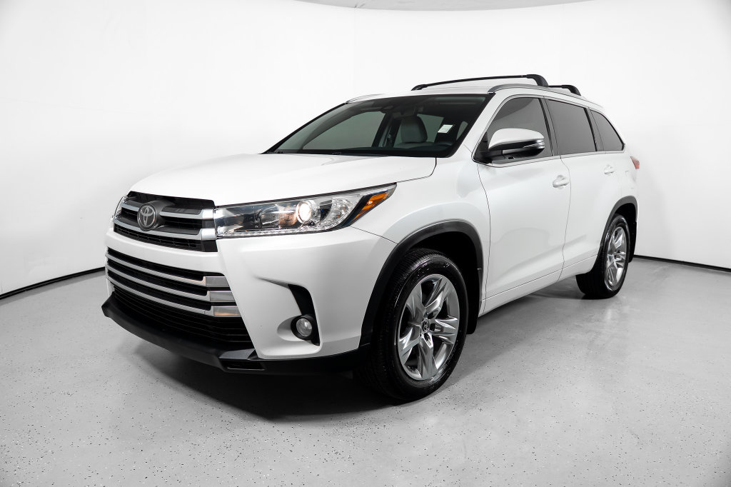 Used 2018 Toyota Highlander Limited AWD/4WD image 14
