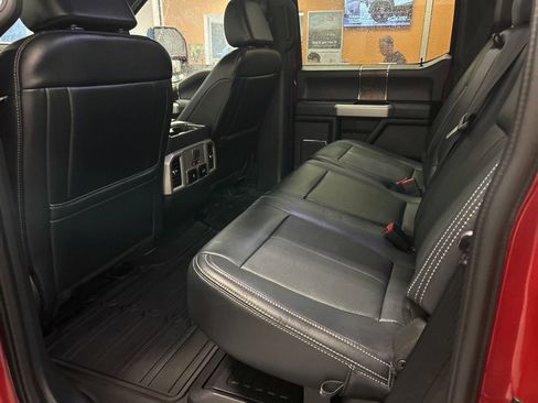 Used 2022 Ford F250 Lariat w/ Black Appearance Package image 31