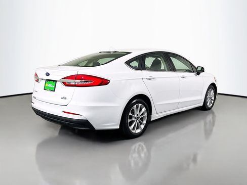 Used 2020 Ford Fusion SE FWD image 10