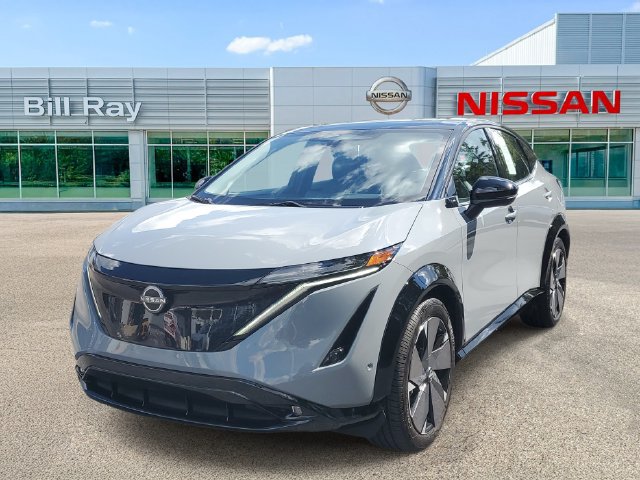 Used 2023 Nissan Ariya AWD/4WD image 2